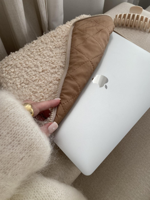 POKROWIEC NA LAPTOPA ECRU POKROWIEC NA LAPTOPA ECRU