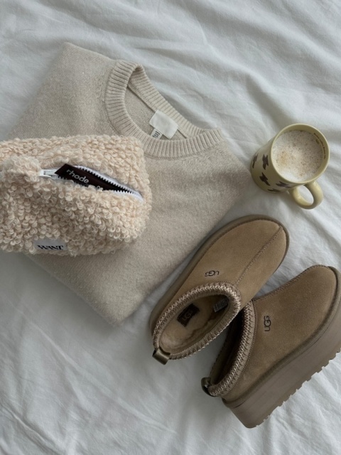 KOSMETYCZKA MIĘKKA BARANEK ECRU