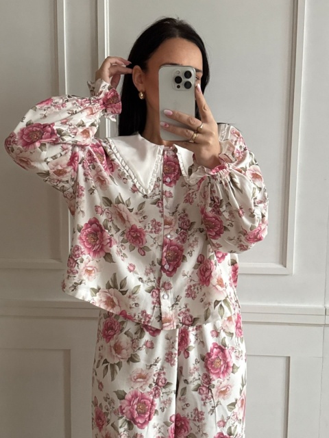 KOMPLET DOMOWY W KWIATY Z KOŁNIERZYKIEM ROSALINA DREAM SPODNIE