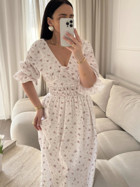 SUKIENKA BIAŁA MIDI W KWIATY ROSE SUKIENKA BIAŁA MIDI W KWIATY ROSE