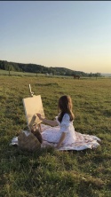 SUKIENKA BIAŁA MIDI W KWIATY ROSE